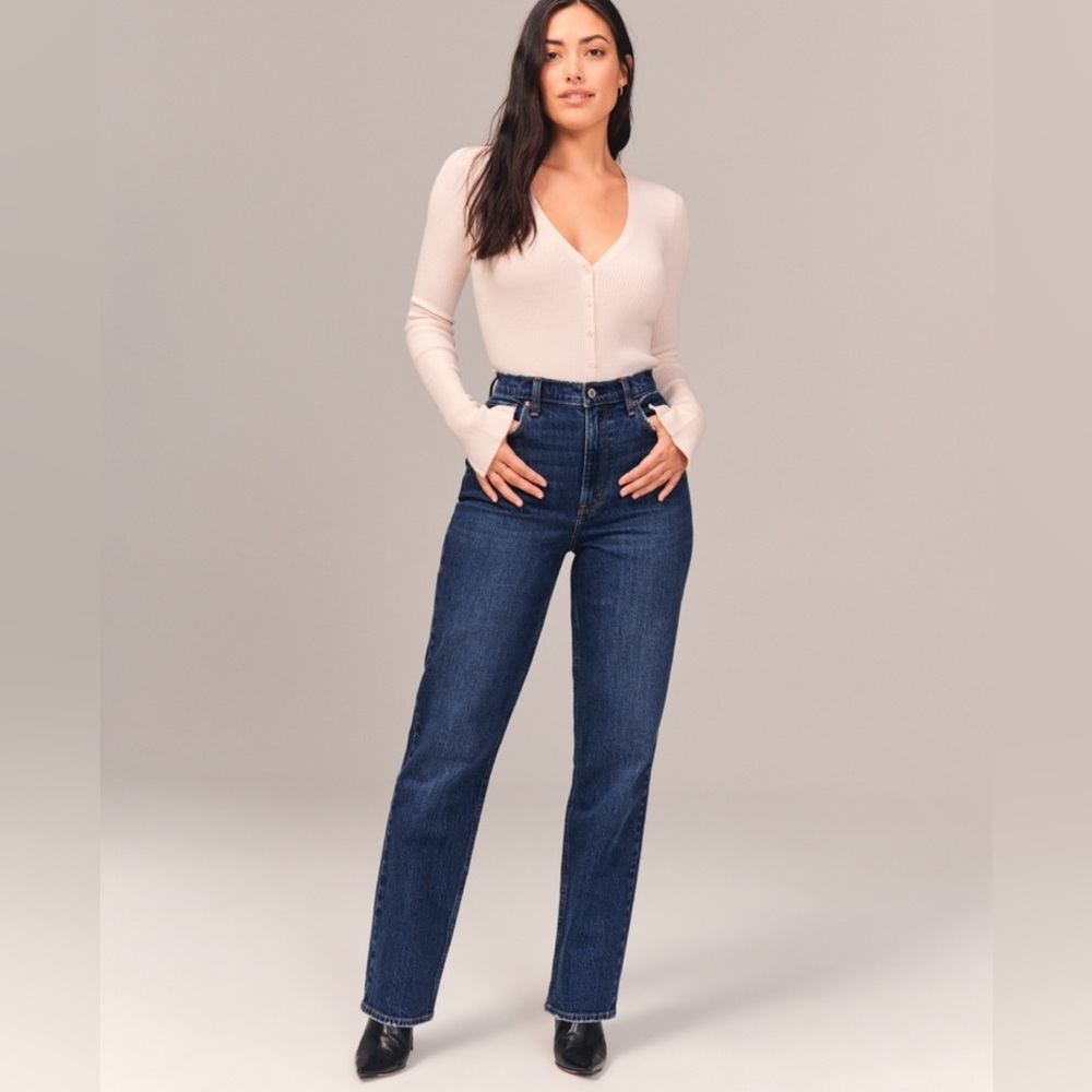 Abercrombie & Fitch Women's Straight Leg Jeans - Dark Blue